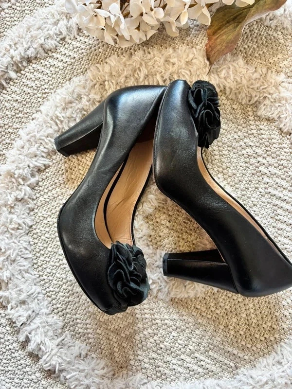 Unisa zwart leren pumps maat 36 elegant comfortabele hakken zeer goede staat stijl en elegantie – photo 5
